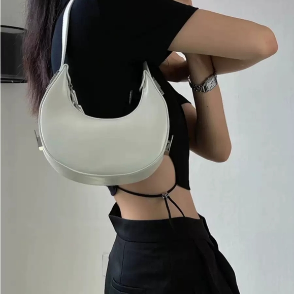 Niche design bag women 2022 new simple personality shoulder bag crescent bag net - Picture 4 of 4